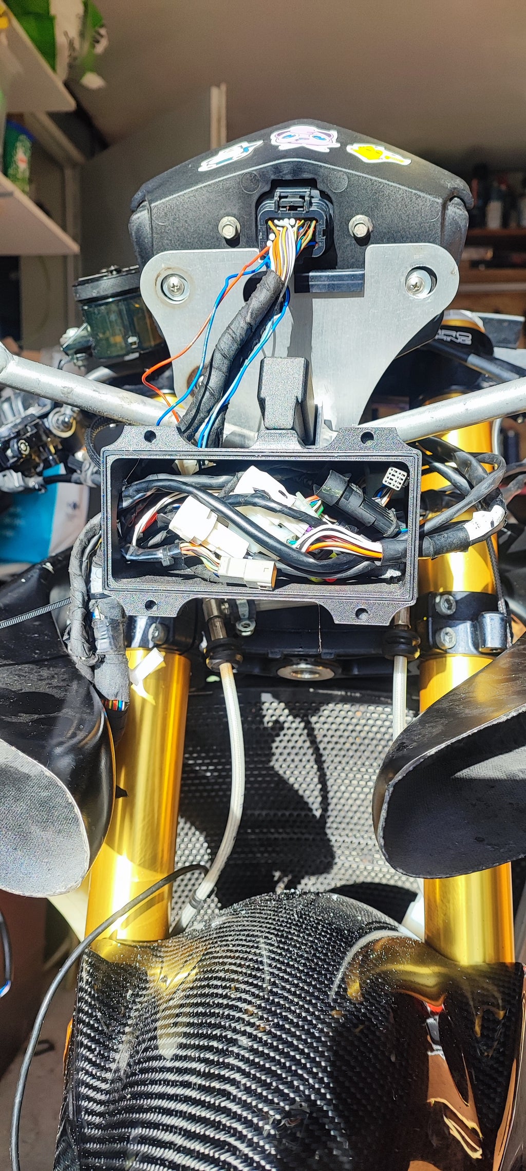 Boîtier de Protection Faisceau Électrique Racing - Spécial Moto de Piste